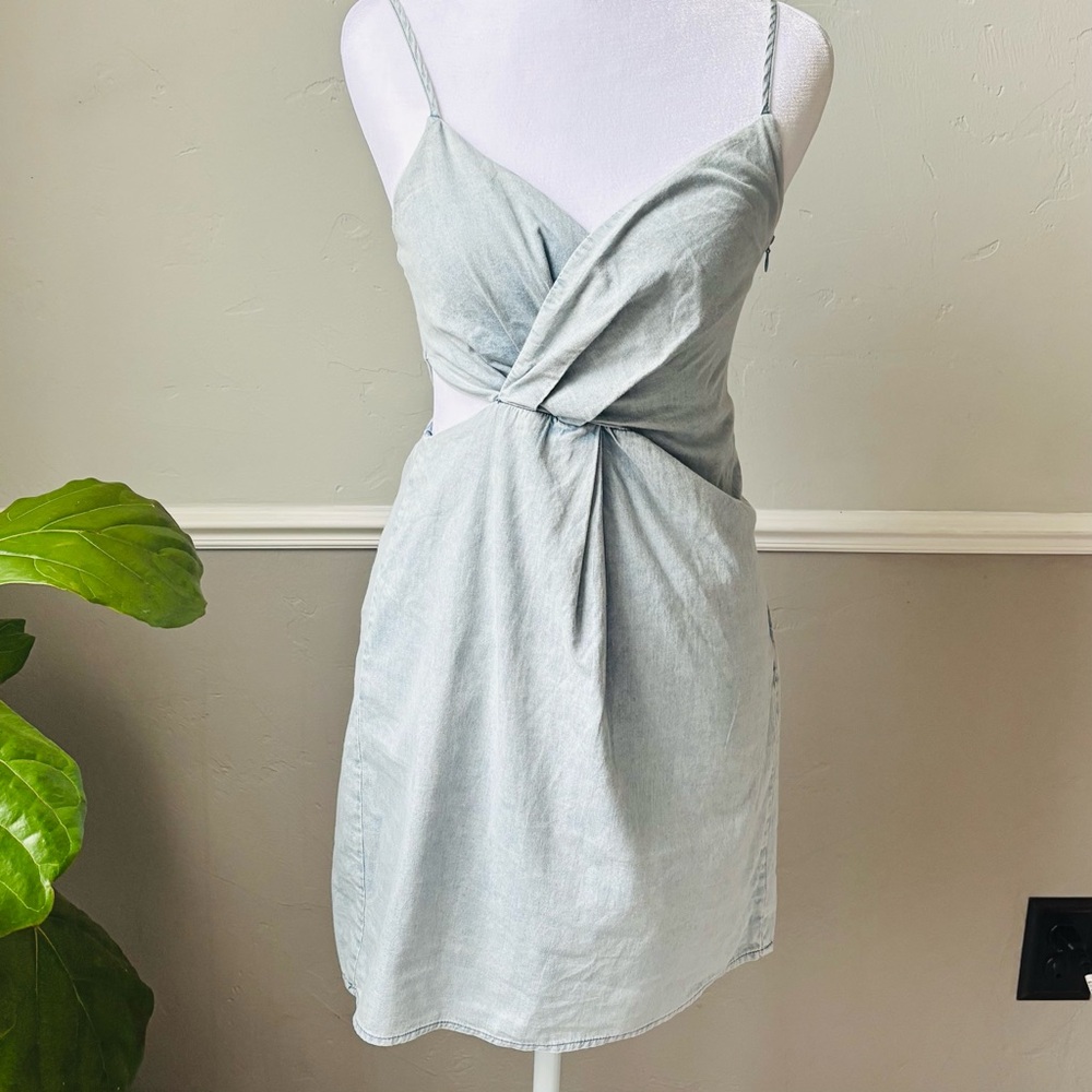 Promesa Heatwave Asymmetrical Denim Dress| Light Wash| Size XS